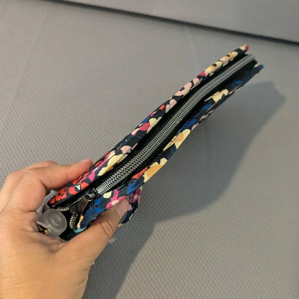 Lug Sleeper Cosmetic Brush Organizer Travel Case Quilted Floral Black Multicolor